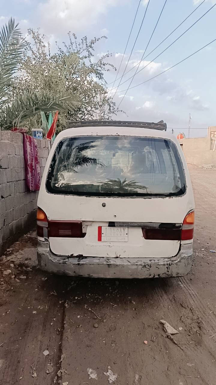 بريجوو موديل 1997مراوس  بكيه بسته حته لو رقم احمر السياره كير ومكينه واكسل كفاله السياره بس طي،زه واكع الحجل يرادله ترتيب ***********
