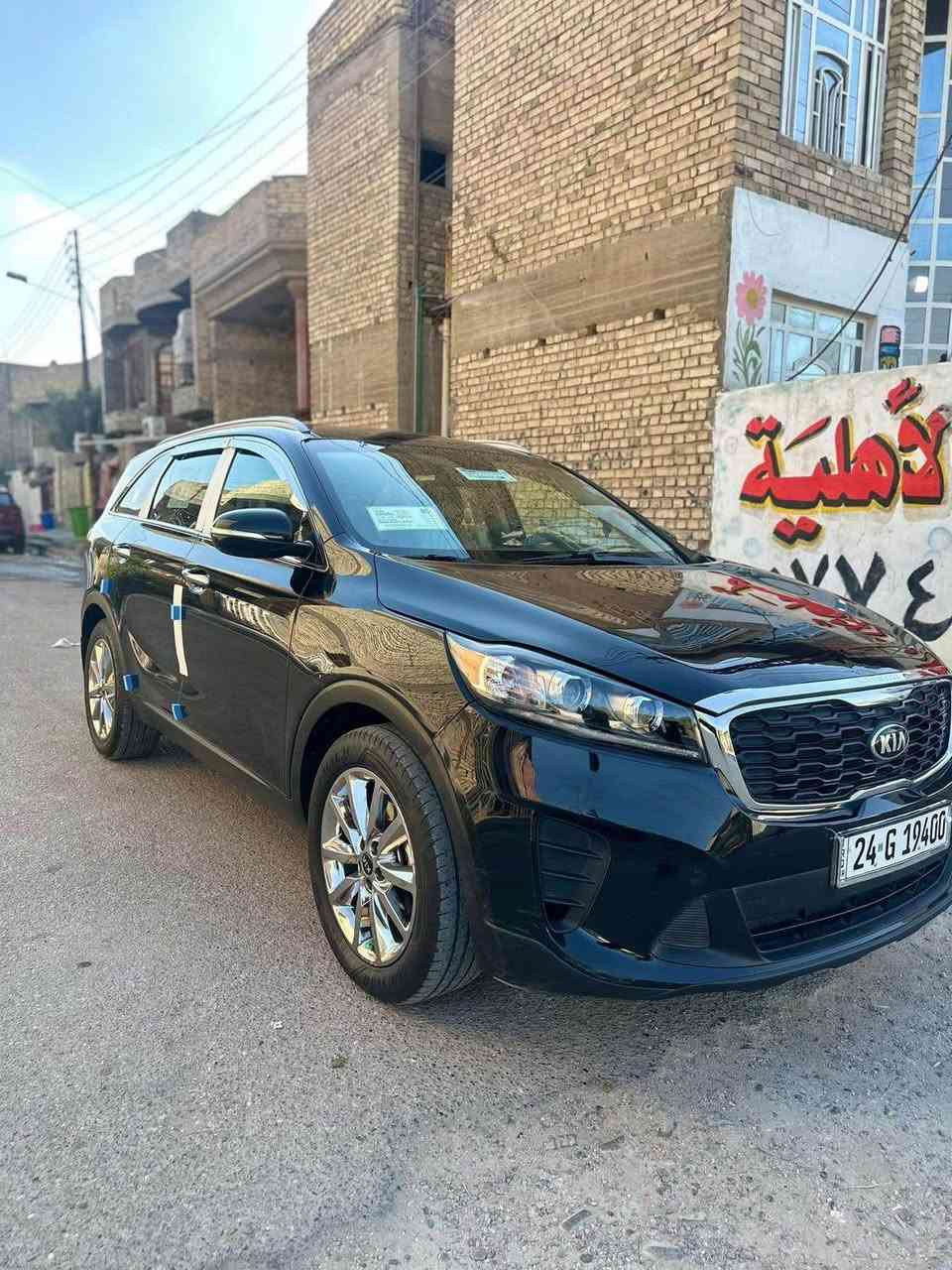سورنتو للبيع رقم دهوك 

سورنتو 2019 

وارد امريكي 

ضررها موضح بلصور تقريباً كفالة

محرك 2400

                                     مواصفاتها 

حساسات 

رادار

تثبيت سرعة

5 وضعيات قيادة

كشن كهرباء

تدفئة كشنات 

مانع انزلاق

7 راكب

السعر 175 وبيها مجال 

+964 770 395 9186 البصرة, العراق

نص مكتوب في الصور:
- 44817441X