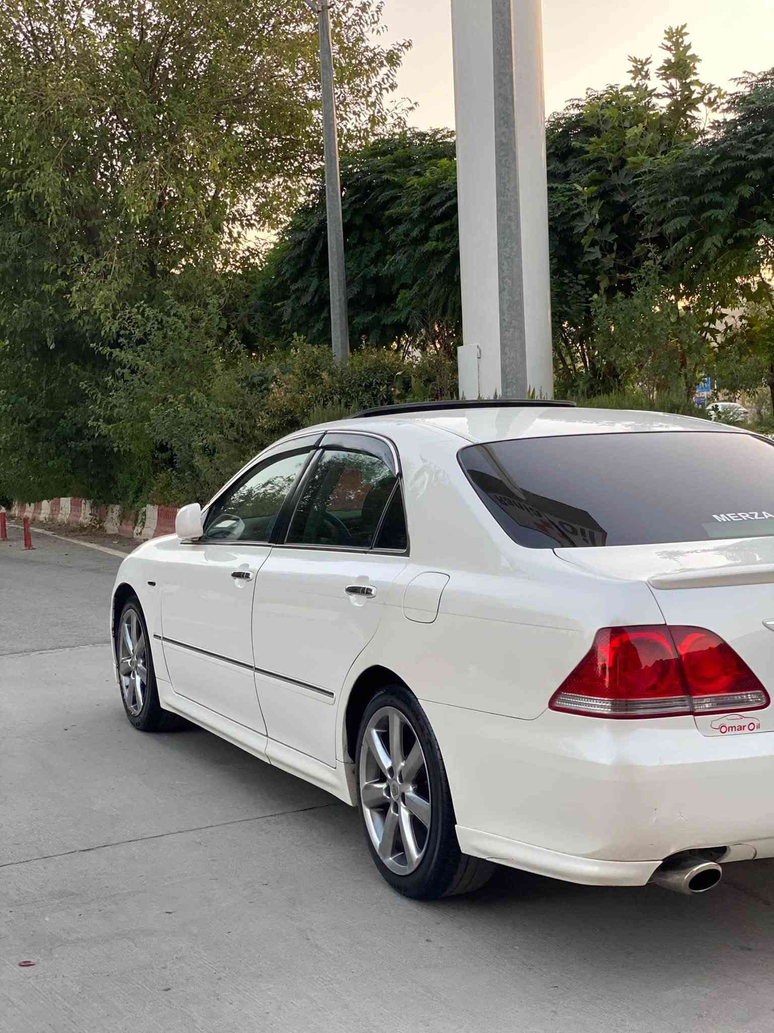 شاهینە ئەتڵەت ٢٠٠٥   ١٨٢ بێ دەعمولێدراوکەڤەرگۆراوبەشەرت سەقفی بۆیاخی نیە بەشەرت ساچ سووری کوشن پەرۆ گێرومەکینە بەشەرت کۆد کراوە بەشەرت ژ ***********
