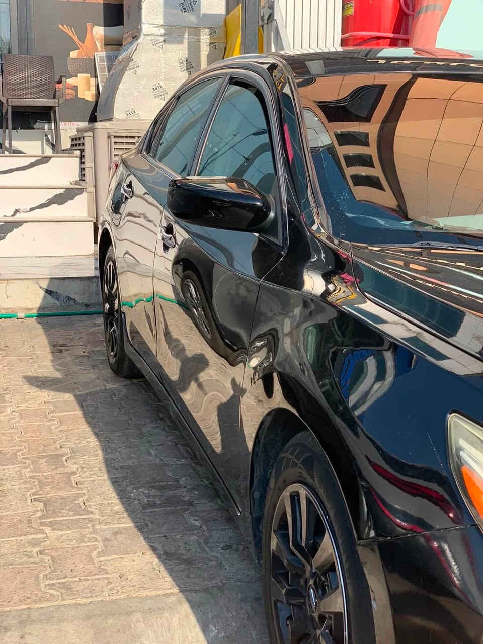 Nissan altima 2016 S
یەك چامڵخی دواوە لای سایەق بۆیاخ بێ ناو گرتن بێ داخیلی دەعامی لۆ دەعامی بەشەرت تەقەو ڕەقە بەشەرت تەبرید بەشەرت گیر مەكینە بەشەرت ڕەقەم و سەنەوی و هەزە نوێیە  سەیارەكە هەتا بڵێی خاوین و جوانە ١٢ وەرەقە غرامەی لەسەرە پاش معامەلە دەت دەمەوە سعریشی ٩٥ مەجال ڕەقەم موبایل *********** ڤایبەر و واتسئەپیشی لەسەرە
