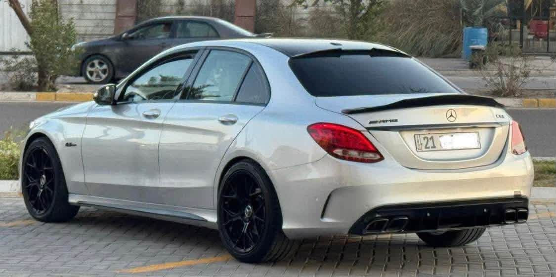 مارسيدس c300 للبيع او المراوس
موديل 2016
السياره عليها كت مال c63 s
AMG
المواصفات
1 رادار جانبي
2 رادار امامي
4 كشنات كهرباء تحكم بل باب
5 تدفئه كشنات
6 بصمه تشغيل
7 تحكم سرعه
8 نضام اطفاء ستارت ستوب
9 نضام السياره عربي
10 نضام ميموري حفظ المقاعد
11 نضام الشاشة كار بلاي
12 نضام القياده
ECO
COMFORT
SPORT
SPORT PLAS

14 لدات داخليه
السياره بجم كبس 
سونار موجود 
صدر جديد
ومنضومه البلكات ونوزلات وفيت
بم جديد
ومنضومه تبريد جديده بل كامل

السعر : 160 ورقه وبيها مجال بسيط
مكان السياره بغداد الكرخ

الاستفسار: ***********
