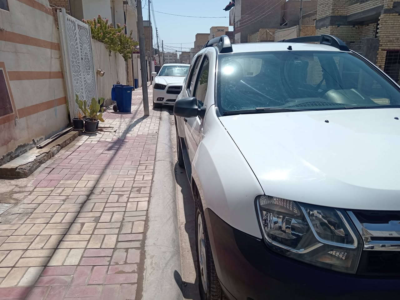السلام عليكم. سياره داستر بيضاء موديل 2018 بغداد باسمي (مشروع وطني) يعني اي محافظة تتحول. المحرك2000 السعر 83 وبيه مجال. مكنها كربلاء الاتصال على الرقم ***********

