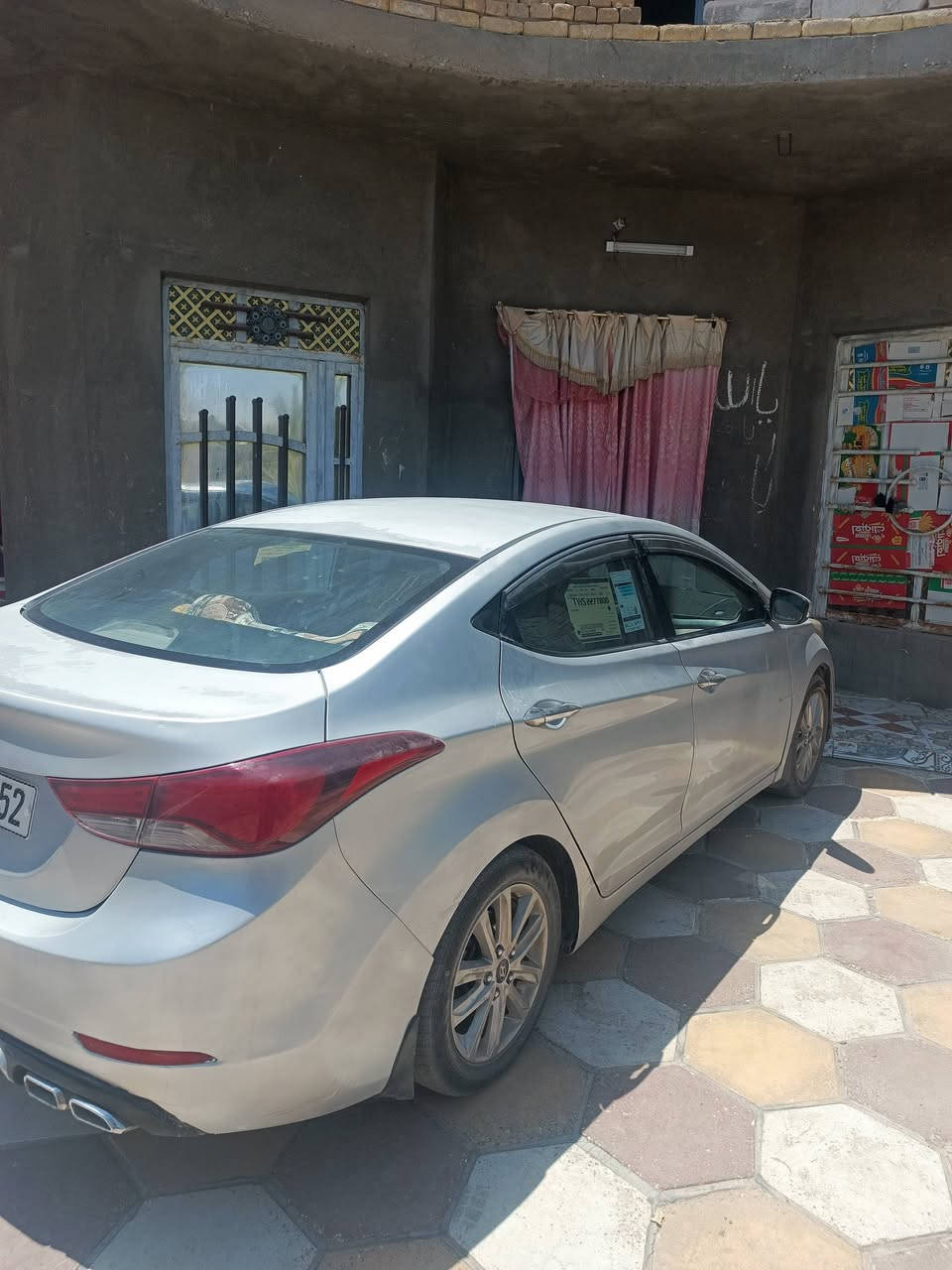 النترا موديل 16خليجي سياره بسمي مكينه وكير خير من الله تبريد ثلج العنوان ناصريه مركز السع 98، وبيهه مجال قليل السياره بيهه جراد ***********
