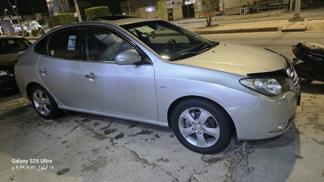 سلام عليكم افانتي للبيع 2009 رقم الانبار
فول مواصفات واحد ع واحد بصمه تحكم ستيرٱ جهتين تبريد لمس مري شفط ظرر السياره موضح بل سونار سعر 105بيها مجال 
للاستفسار ع الرقم ***********
