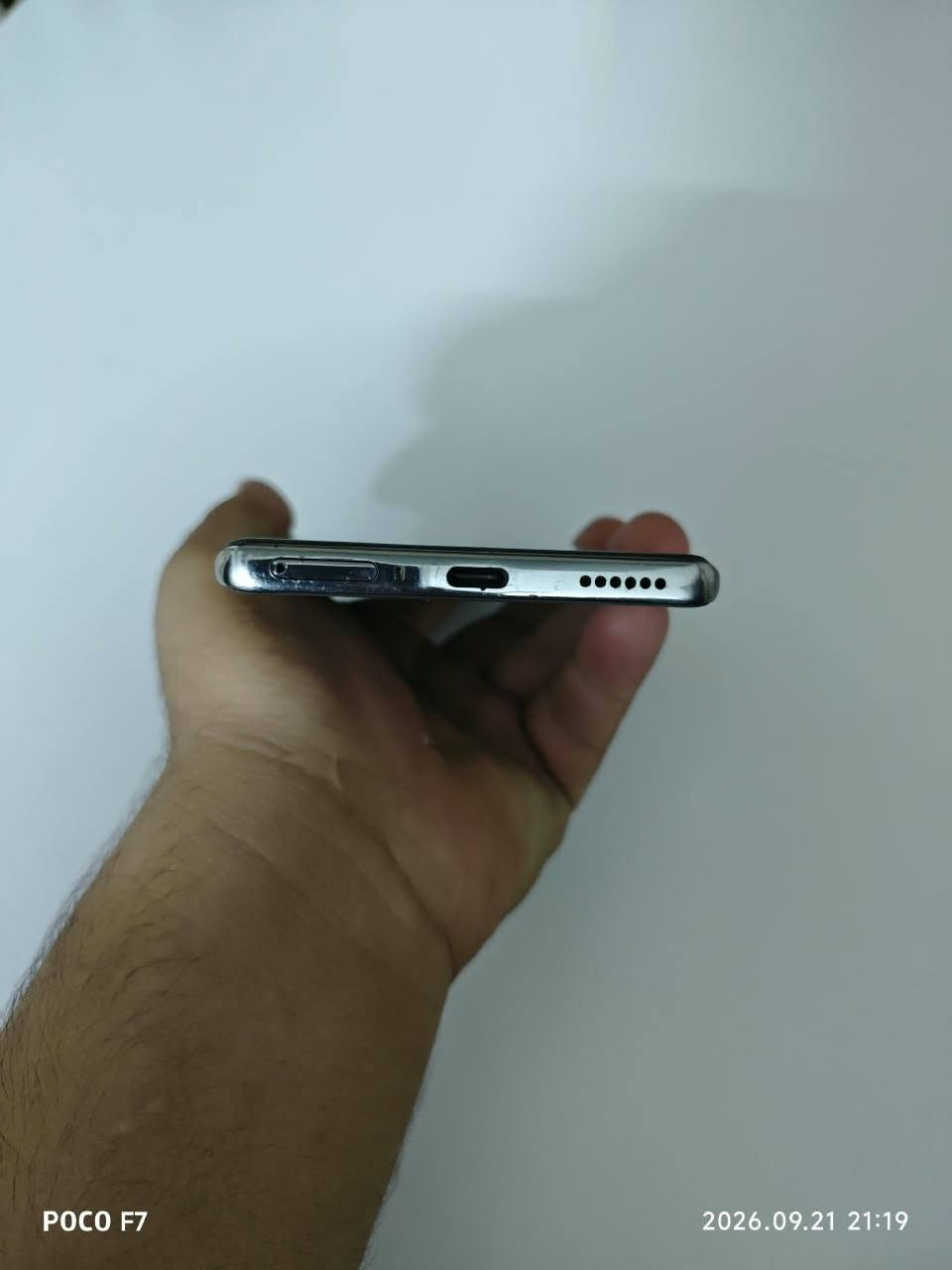 سلام عليكم جهاز كومون 40 برو 5g كيه 256 ورام 8 جهاز نضيف مال بيت سعر 325 وبيه مجال أو مراوس جهاز حسب قناعه أو إتصال عل رقم ***********

نص مكتوب في الصور:
- POCO F7
- 2026.09.21 21:17
- 2026.09.21 21:19
- POCO F7 2026.09.21 21:17
- POCO F7 2026.09.21 21:19