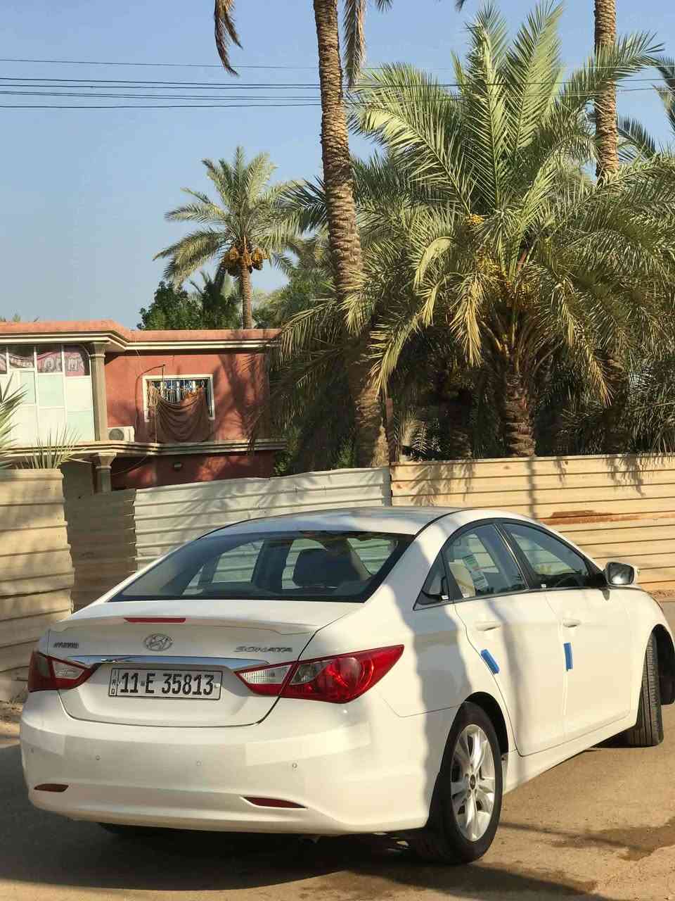 سلام عليكم 
سوناتا موديل 13
خليجي جاملغ الامام فقط مصبوغ
الباقي كفالة عامه وضع شركه 
رقم بغداد تحويل مباشر 
سنوية لل28
مكينه 2400 دوش 
تخم تاير حدادية سيارة 
جديده كلش سيارة 
127 وبيه مجال 
مكاني حله 
***********
