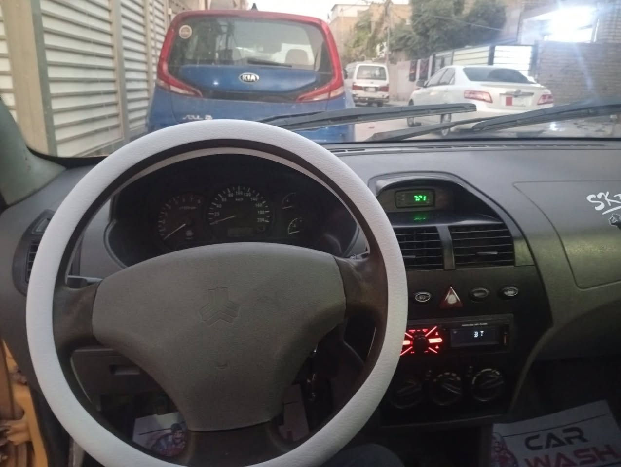 سلام عليكم طيبه موديل 2015 سياره كير ومكينه كفاله تخم تاير جديد تبريد خير من الله السياره السعر ٣٤ وبيهه مجال كلش بسيط اي استفسار اتصال *********** مكاني بغداد  حي الاعلام تقاطع الدرويش
