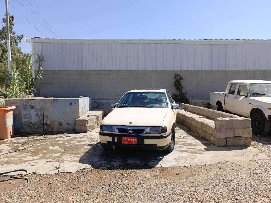 ئۆپڵ فیکترا تەکسی ماڵی کەسابەتە مەکینە هەژدەیە سوکان پاوەرە سەقف سڵایتە چوارایە و ویلی تازەیە کارەبایی مەزبووتە داوایی 13وەرەقە و مەعامەلەیەکی کەمی لێدەکەم ناو نیشان شاری کۆیە ژمارە تەلەفۆن *********** كويسينجاك, أربيل
