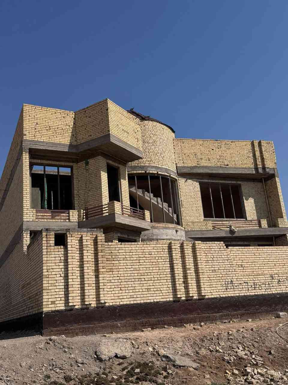 حي الحسين • ٣٠٠م • بناء درجه اولى