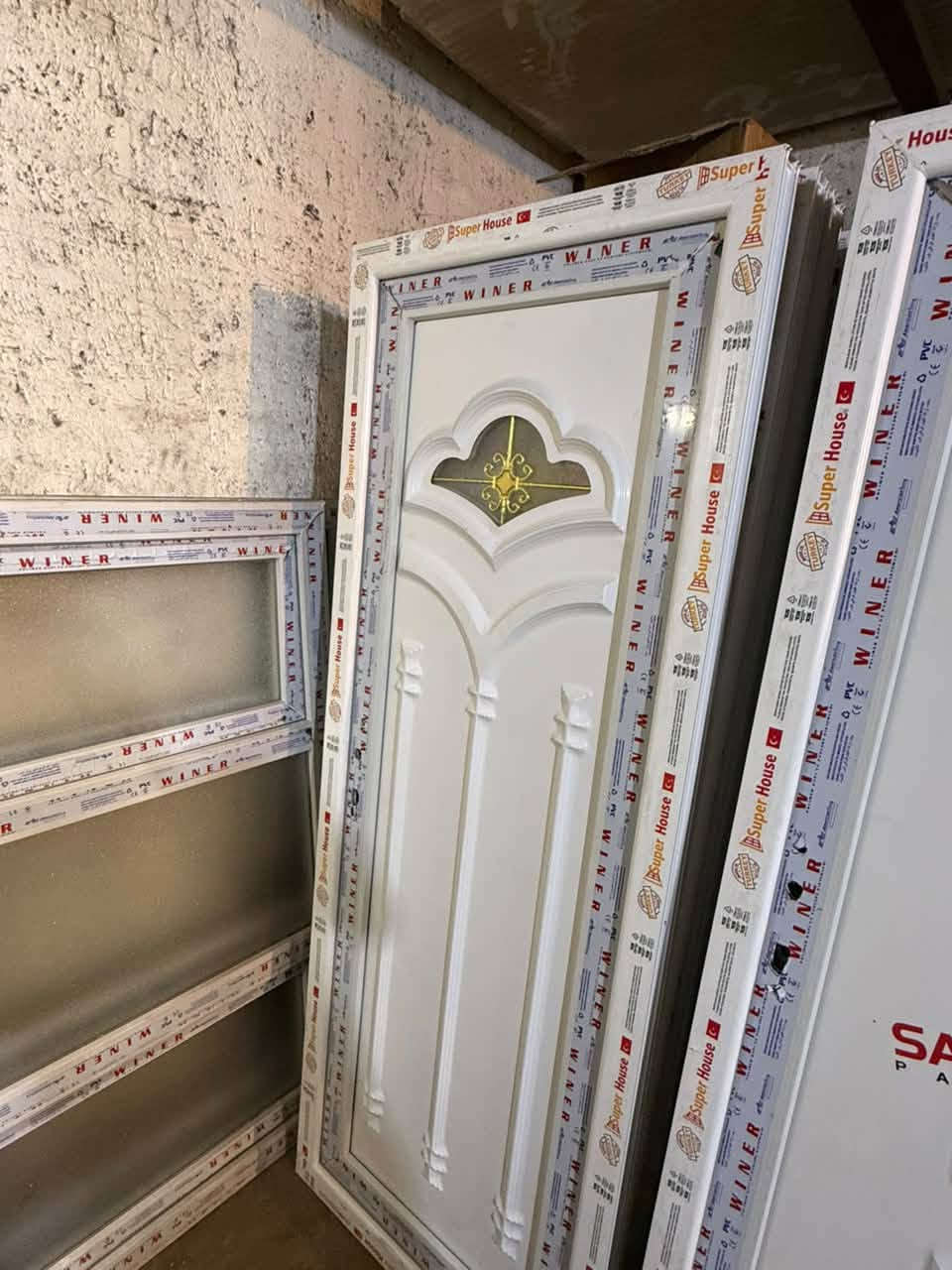 بيبان • شبابيك • هوائيات