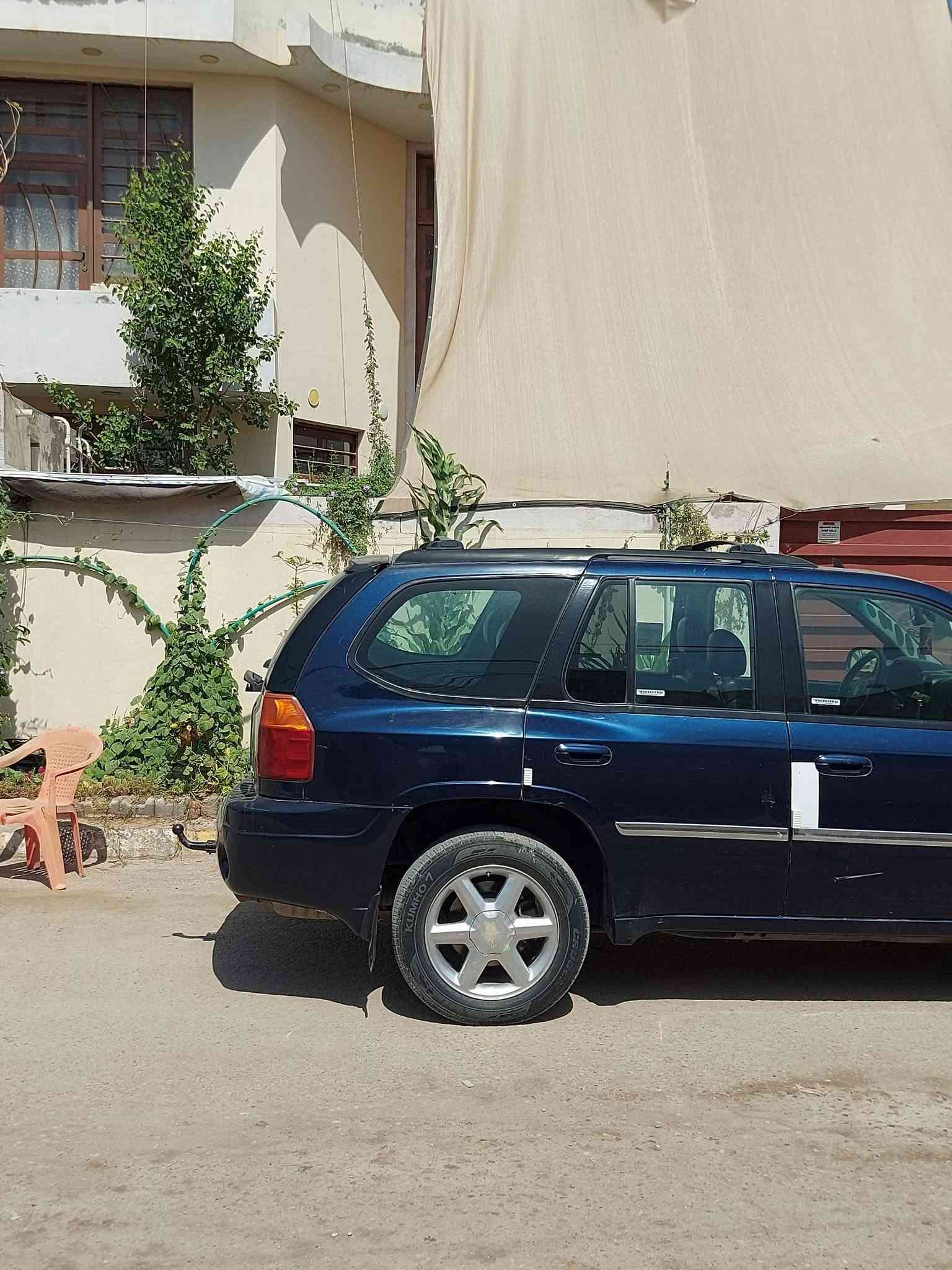 جمسي انفوي 2007
فول مواصفات SLT
السياره مصبوغه عام 
المحرك بي بخار
التبريد نقص بطل تبريد  

🚘 GMC Envoy 2007 SLT
🔹 محرك Vortec 4.2L
🔹 قير أوتوماتيك
🔹 دبل
🔹 داخلية جلد
🔹 كشنات كهربائية
🔹 تدفئة كشنات 🔥
🔹 فتحة سقف كهربائية 🌤️
🔹 مثبت سرعة (Cruise Control)
🔹 تحكم كهربائي بالمرايات
🔹 زجاج كهربائي
🔹 تحكم كهربائي بالقفل المركزي
🔹 تحكم بالمقود
🔹 تكييف وتدفئة
🔹 نظام صوتي
🔹 ABS
🔹 وسائد هوائية
🔹 ويل  ألمنيوم
🚩 
📌 السيارة موديل 2007
📌 السيارة جاهزة للاستخدام
💰 السعر: ____٦٩$__
📍 المكان: __الصويرة ____
📞 للاستفسار: _____***********_
