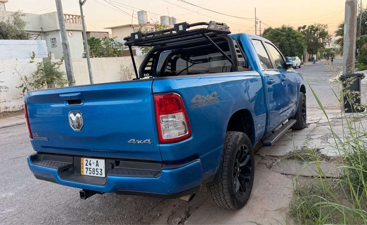 رام ١٥٠٠ • دبل • ٥٣ ألف مايل