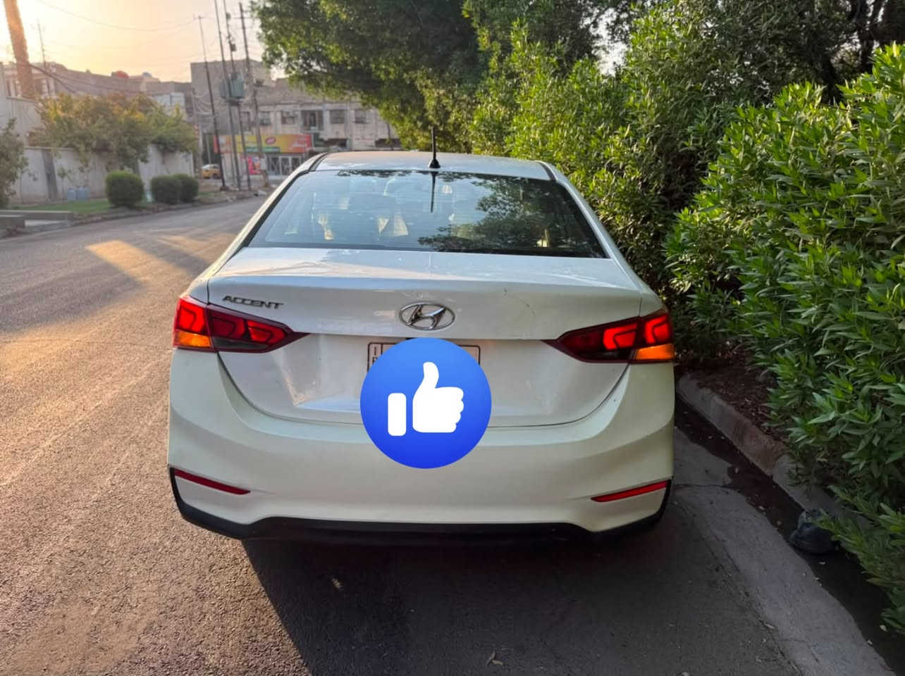 اكسنت 2020 امريكي 
١٦٠٠ دوش مكينه  كير at 
ماشية 65000 ميل 
مواصفات عاديه ( عميه ) 

سياره بيه تبديل دعاميات  + والصندوك معدل بارد بدون تبديل  

رقم بغداد تحويل مباشر 
السياره جاهزه كامله مكمله عليها ادامة من كلشي فقط يحتاجلها صبغ دعاميات لان لونهن رايح 

السعر 115 وبيها مجال 

مكاني بغداد حي تونس
رقم ***********
