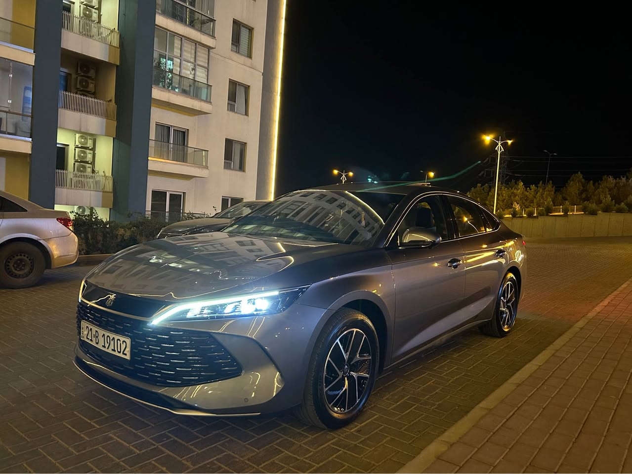 BYD- qin L
2024 
پاتری ١٢٠ 
پانۆراما 
٥ کامیێرا 
ناو زەیتونی 
١٣ هەزار کم ڕۆشتووە 
بێ بۆیاخ بێ سارد بێ تەرزە 
١٨٩ وەرەقە و مەجال 
*********** السليمانية, العراق
