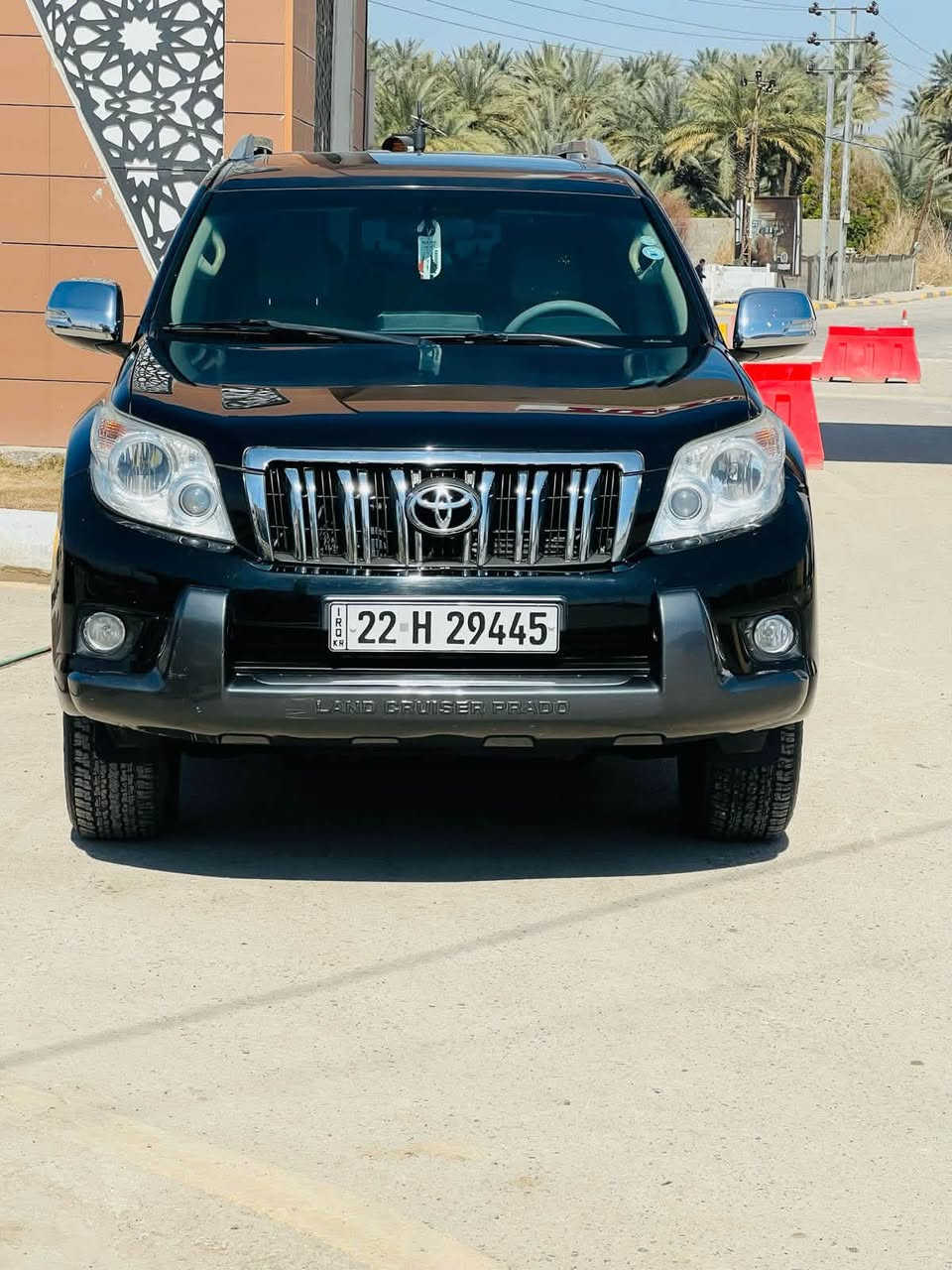 برادو موديل 12 فول دبل تانكي سته سلندر مكفوله بيهه دعاميه اماميه رش سياره حلوه وبيهه جراد كلش قليل با سقف وكله عل شركه السعر 235 وبيهه مجال اتصال 08714222804 اسيا ***********
