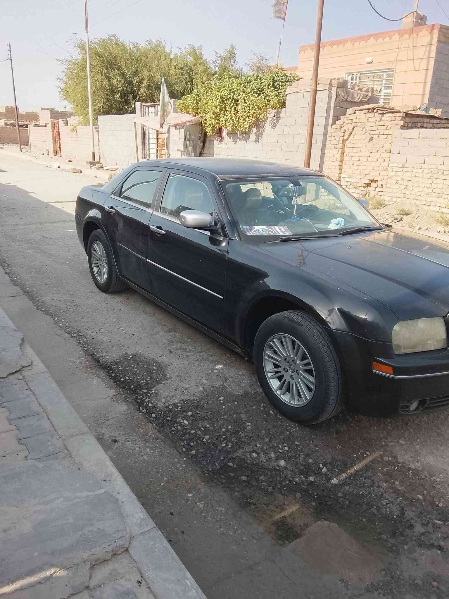 سلام عليكم من رخصت مدير الكروب اوبامه 10اصل مكينه كير شرط جدد حداده سياره كفاله عامه الك سونار وين ميعجبك رقم اربيل بيع فقط سعر 115وبيها مجال مكان ميسان ***********
