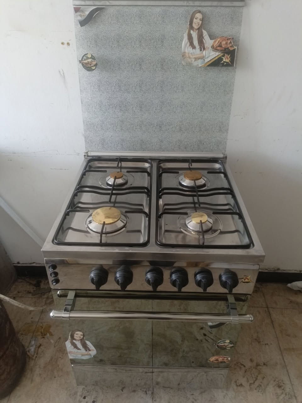 طباخ فريش اخو الجديد نار زركه فرن شغال يوجد خدمة توصيل لجميع انحاء بغداد العنوان شعب يريد يجي خاص رقم الهاتف ***********
