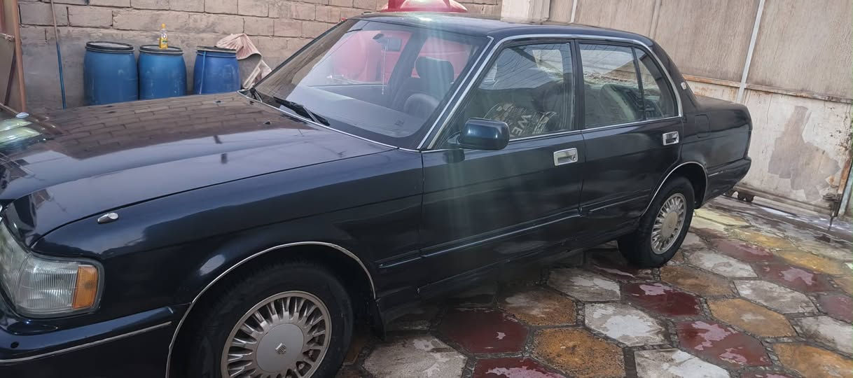‏كراون ارنب نيلي مصبوغ جماليه كفاله من كصه كفاله كير مكينه تخم تاير  منضومه تبريد ناقصة فقط كمبريسر رقم بصرة انكليزي سنويه ل 30 العنوان البصرة شط العرب للاستفسار 👇
‏معروضه 65 
‏***********
‏
