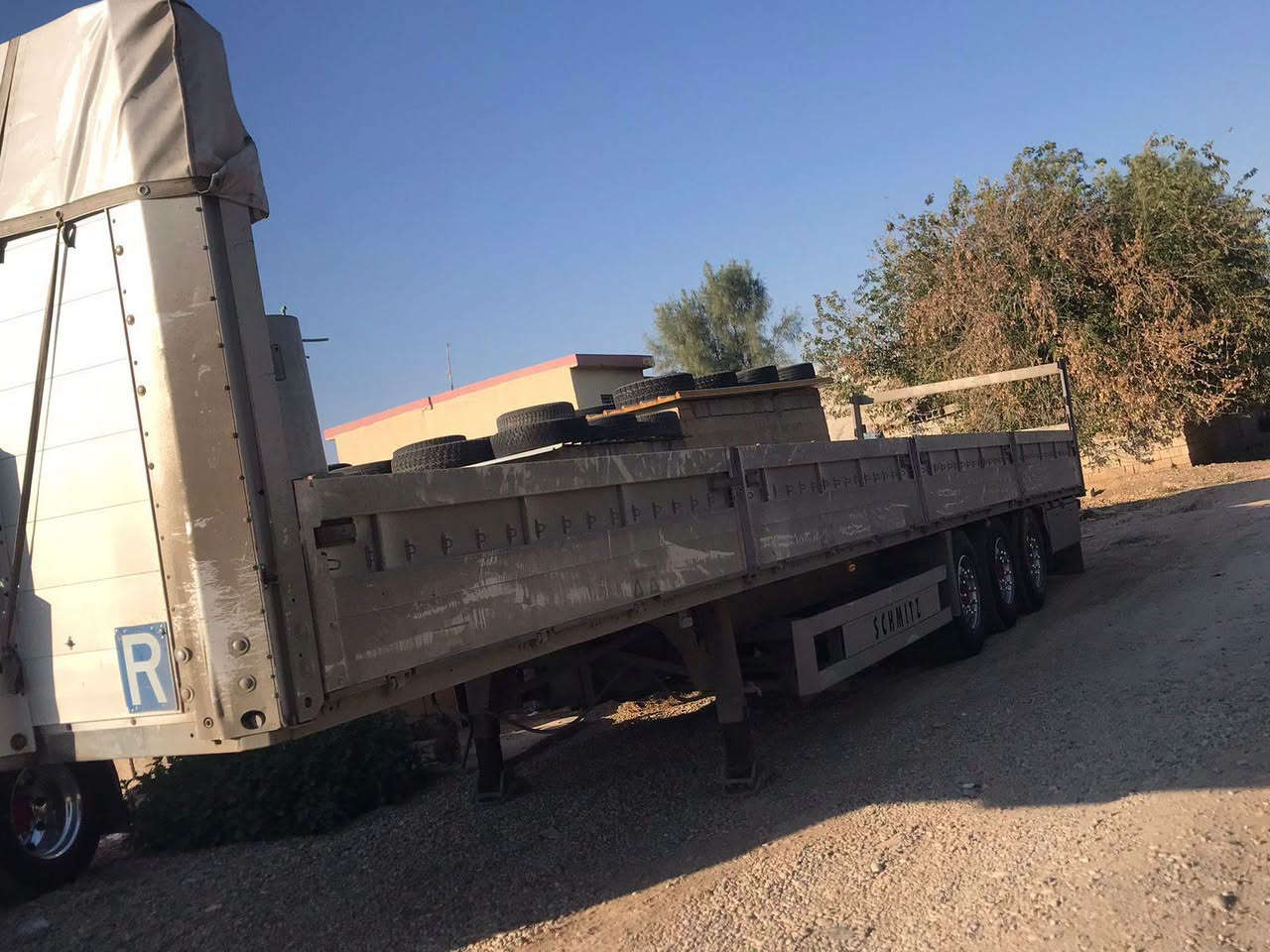 مان ٢٠١٥حجم٤٤٠دبل سوپةر عربانةي شمز شاسي تةقيه هاڤ رتايدةر سلاجة سبليت  تاقم تايةي تازة سةيارةكة جاهيزة 
شوين كةلار
***********وتساپ.ڤايبةر

نص مكتوب في الصور:
- ***********
