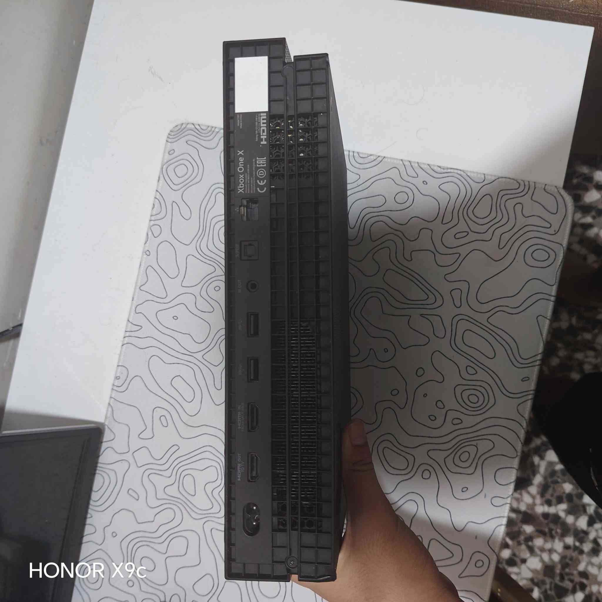 السلام عليكم
__________________
XBOX ONE X
واحد تيرا لوك ستيكر ما مفتوح بي اشتراك كيم باس باقي 39 يوم ويخلص وبي أكثر من 15لعبة منسوخة وحساب
فورت نايت بسيط الجهاز كلشي ما بي جديد اتشغل وتلعب
تجيك ويا بطارية لل جوستك ينعاد شحنهة(الجوستك مال وان فات أصلية)
_______________________________
الـــســـعـــر 200 ألف قفلل 🔐

للتواصل ***********
