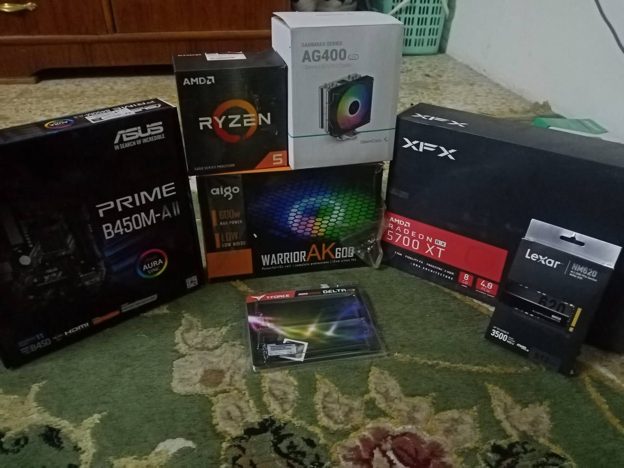سلام عليكم تجميعة كاملة للبيع كامل فقط
المعالج R5 5500
الكرت RX 5700 XT 8GB
الرام T Forse 16GB 3200
التخزين M.2 512GB Lexer
التخزين الثاني HDD 500GB
شاشة حجم 32 الهرتز 60
شاشة أصغر 75 هرتز
ماوس + سماعة شركة لوجتك
كيبورد شركة OPTIMAX
جميع كراتين القطع موجوده موضحه بالصور
للأستفسار عن السعر خاص
*********** واتساب
المكان بغداد الشعب
