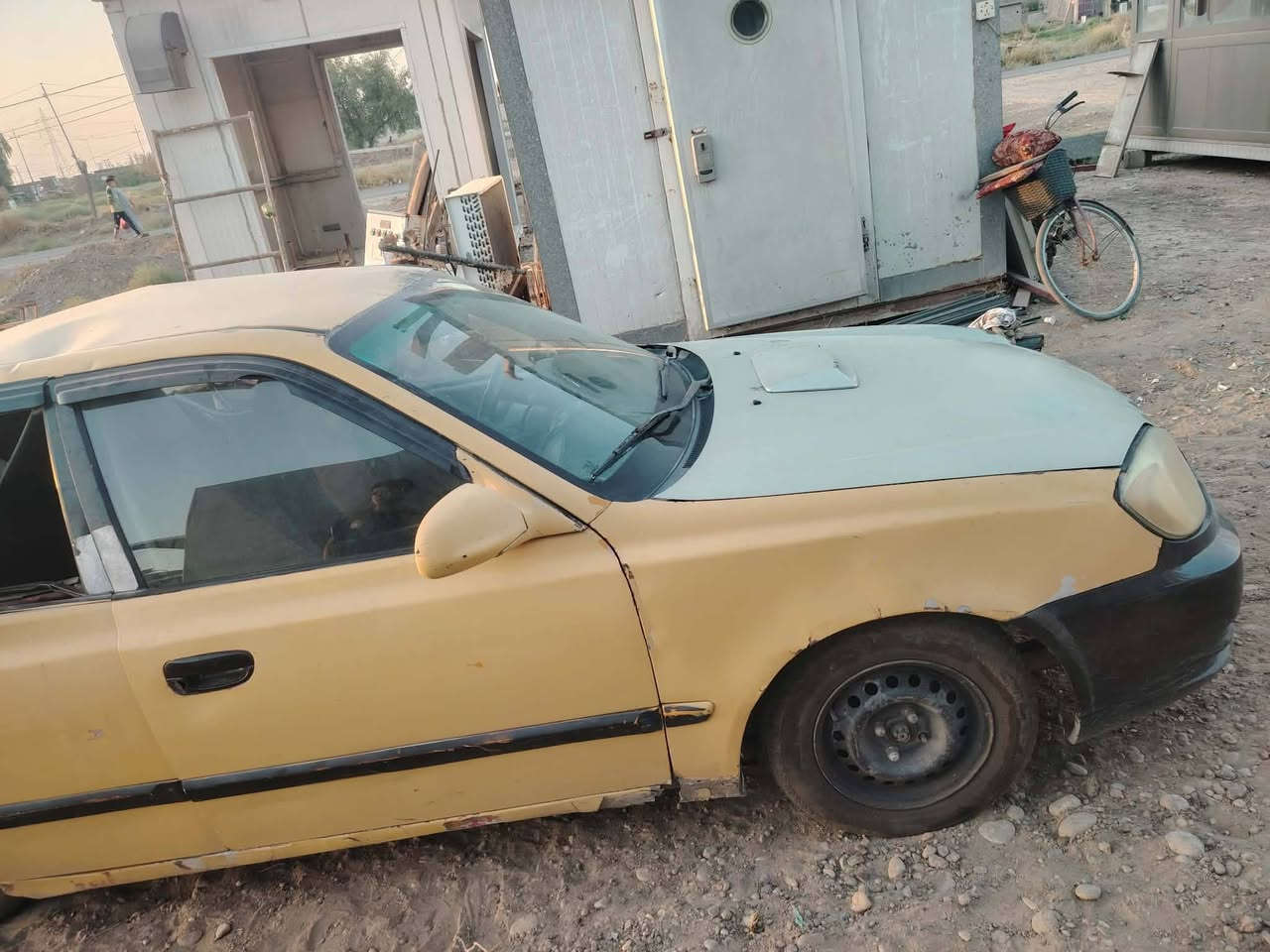 سلام عليكم اخواني هاي للبيع علة حطتهة موديل 2004 رقم بغداد ميكانيك كلة جاهز عنوانها بغداد التاجي تلفون***********@الجميع
