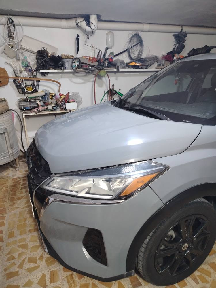 سيارة نضيف جديد مودل ٢١ فول سنوي جديد تيران جديد بدون نقص ضرر جملة وباب بدون دواخل تلفون*********** كركوك, العراق
