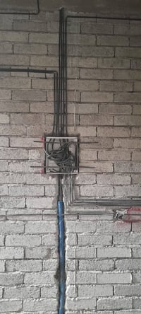 تأسيس كهرباء • بيوت • شغل مرتب