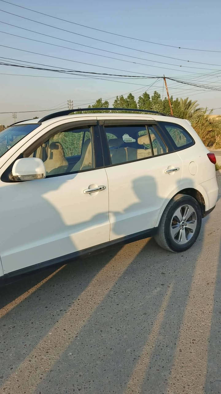 سنتافيا ١٢ بغداد للبيع كير محرك جيد تخم تاير تبريد جاهز محرك ٢٤٠٠ بصمه تشغيل وابواب بيه جاملغ امامي ايمن وربع بنيد تصليح السونار مرفق بالمنشور السعر ١٣٠ المكان حله رقمي ***********
