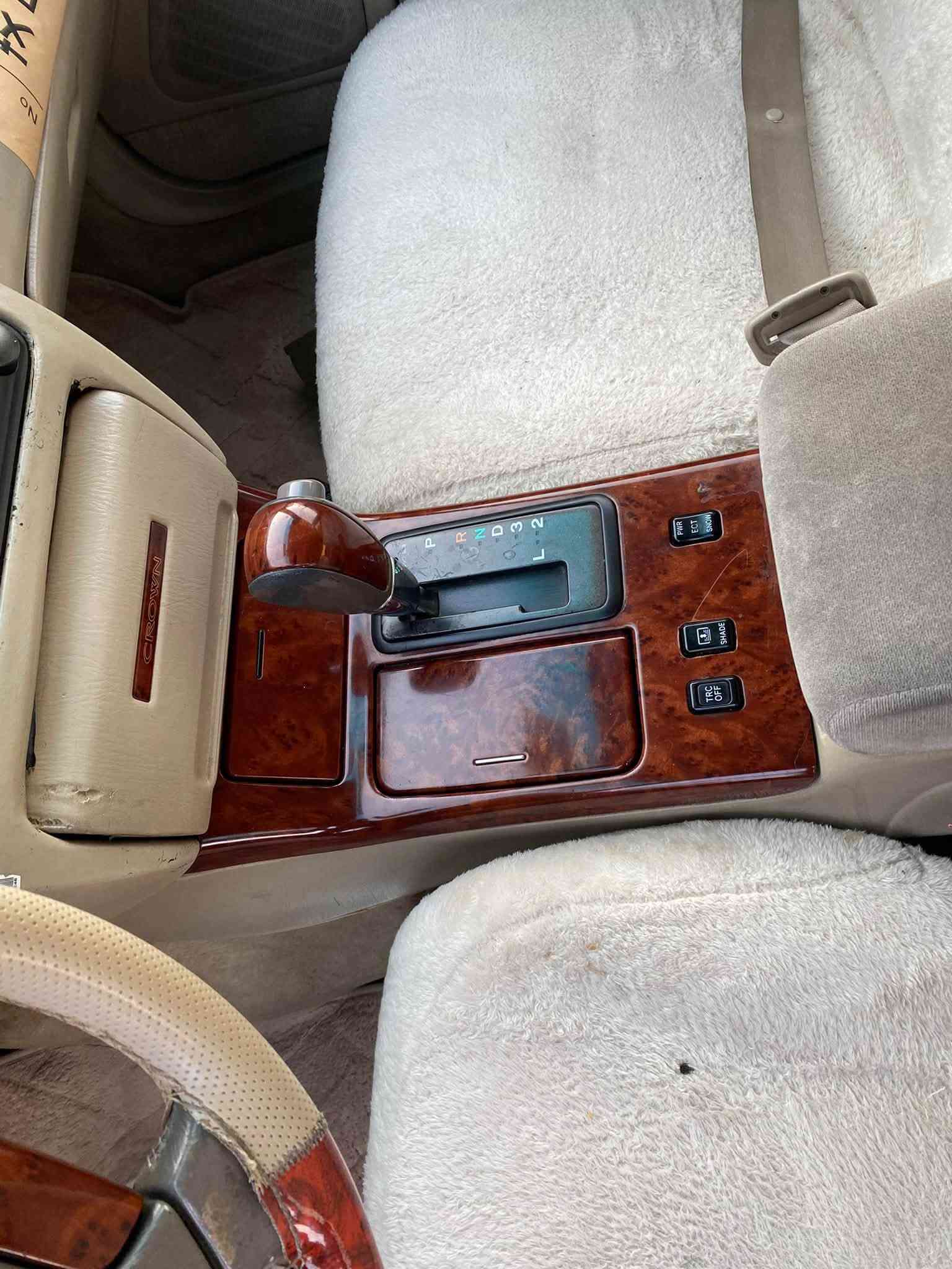 سةرةتا بةناوي خواي كةورة   
مةليكة مووس   2003.      D4.175. 
ناوزةرد داژبول نةجةف
3دووكمة پةردة. شاشة. ٤كوشن كارةبا. 
دوا كريستال. سكان كارةبا تةعديل سورعة
 گيرو مةكينة و اكسلو تةبريد بةشةرت 
دةعموو ليدراوي بةشةرت كةڤةر بةشةرت
كامل مةسروف.  بريكي بةسراوة 
٤تايةي تازةي لةزيرة.       كۆد كراوة ✅
٢بارجةي بوياخي اوروپاية بةبي دةعموو قرج
سعري 48$ ✅مةجالي برايانة
شوين سيدصادق. ***********فايبةر واستاب

