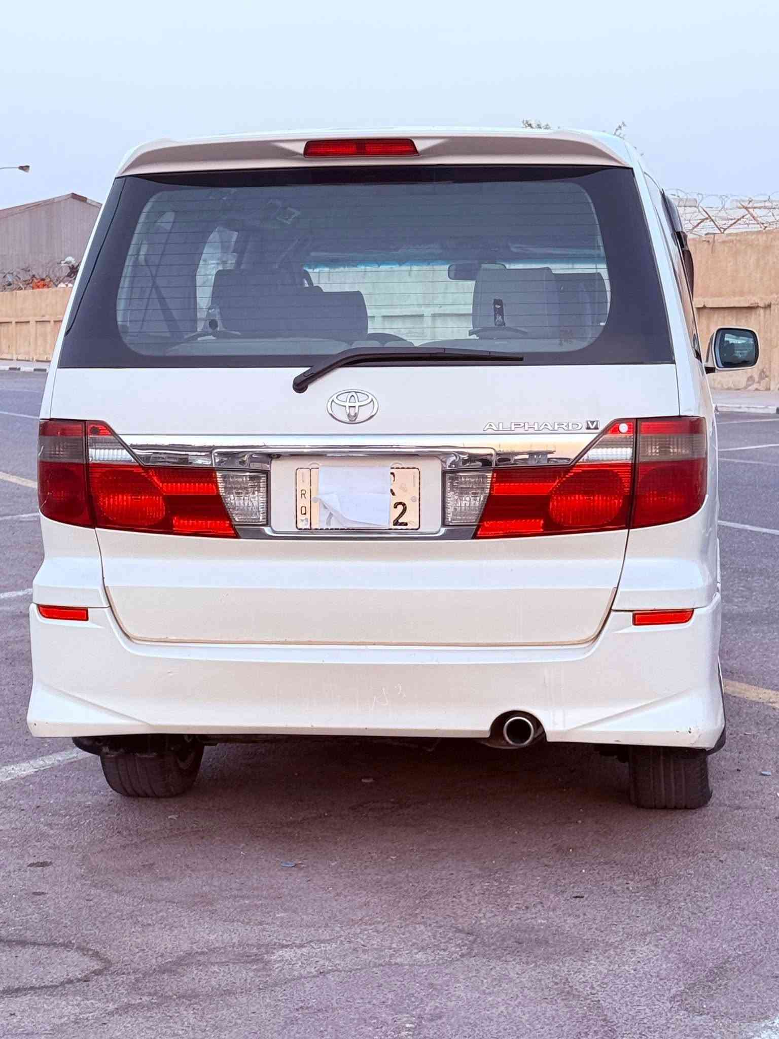السلام عليكم تيوتا الفارد اربعه سلندر كفاله
 مديل 2003  تو ويل 
1-السياره بأسمي رقم دولي مجدده الى 2031
3-محرك والگير كفاله 
4-كهربائياتها كله على البلاد وشغالات وشاد الها لات زنن اصلي كلش قوي وكل كهربائياتها شغاله 
4-تحكم ستيرن
5- مرايات شفط 
6-قفل سنتر لوك 
7-شاشه وكامره اصليات
8-تلفزيون وثلاجه بلاد 
9-تبريد ثلج 6 قطع 
10-اربع تايرات جدد 
11-غرفتها وكشناتها بالجيس نظاف كلش والگاعيه جلد ونظيفه
12-ما ناقصها شي وابيعها شرط الفحص الشراي يتصل على هذا الرقم***********
سعر البيع 135 ورقه وبيها مجال للشراي 
وشرط التحويل
