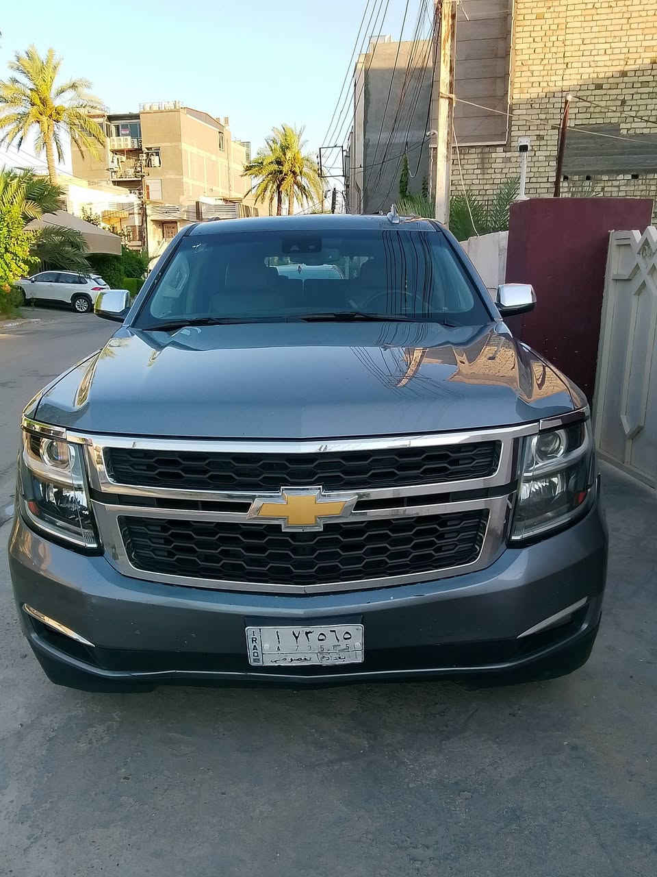 تاهو 2020 وارد امريكي LT كير ومحرك مكفولات حجم 5300 صدر +تخم داير أو ويل جديد ماشيه 200 الف الحادث جاملغ خلفي كما موضح في الصوره رقم جديد غير الي بصوره  تحويل ثاني يوم السعر 270 للاتصال *********** مكان السياره سيديه
