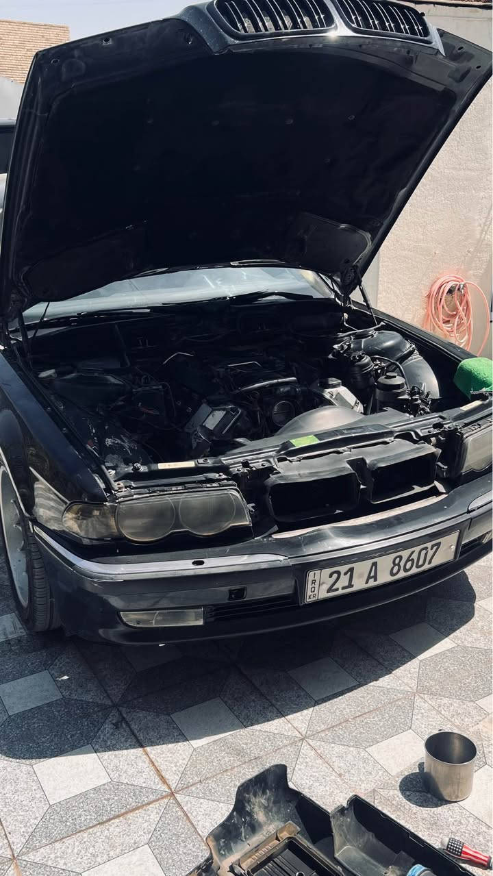 بي ام ٧٤٤i • موديل ١٩٩٩ • الحمز الغربي