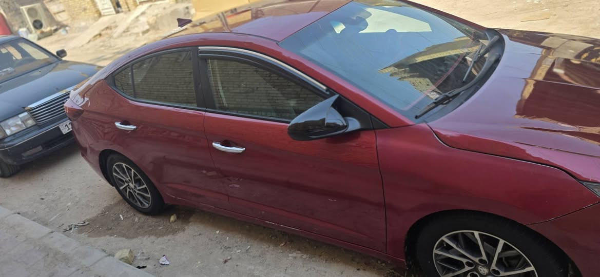 سلام عليكم الانتر وارد امريكي موديل2019
حادث جاملغ او بنيد بدون دواخل محرك 2000 دوش كير At
رقم انكليزي ميسان بسمي تحويل مباشر ماكن سياره ميسان 
مواصفات نص فول لا ستفسار *********** يوجد واتساب او مراوس عادي

نص مكتوب في الصور:
- الثلاثاء