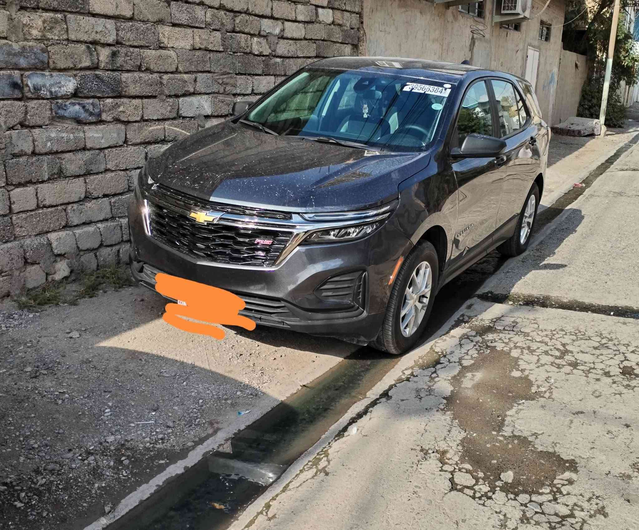 سياره شوفرليت اكوينكس فئه LS 2022
بدون صبغ المواصفات المعروفه
السعر 145$ بيها مجال 
ماشيه 31500 قابله للزياده
مكان السياره موصل
للاتصال ***********

نص مكتوب في الصور:
- 39566384