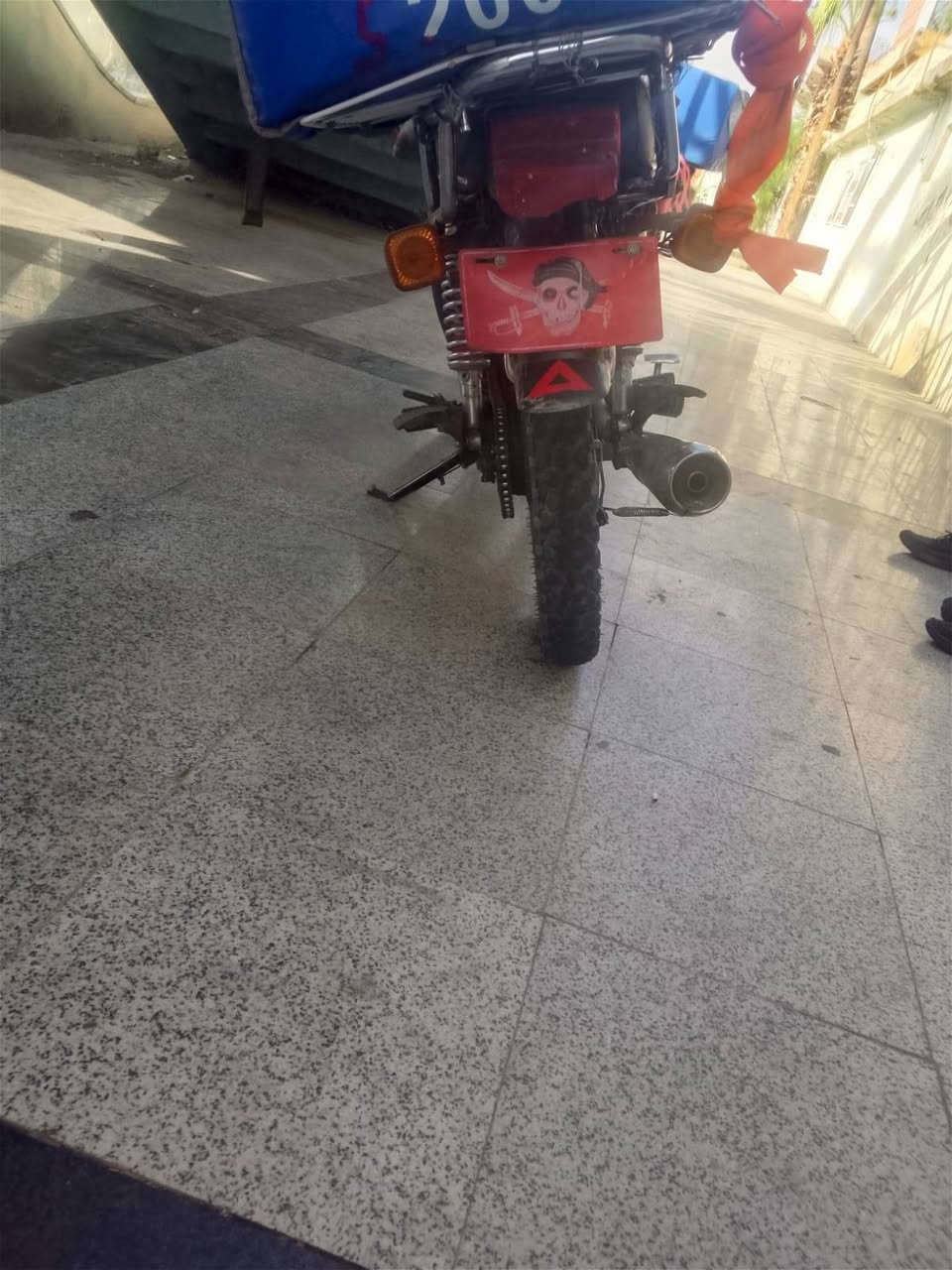 سولنك باب اول
مكينه كبس 
شرط 
اربعه كير 
وياله اني شدلها مال 5
 سعر 450
بيها مجال قليل 
مكاني كركوك
