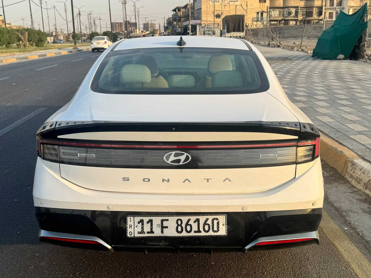 السلام عليكم 
سوناتا وارد امريكي موديل 2024 حادثها جاملغ خلفي صفحه قبق البانزين مكينه 2500 سياره بوضع الزيره ماشيه 24 الف 
المواصفات 
١ بصمه 
٢ شاشه كبيره 
٣ كأمره خلفيه 
٤ هندبريك دكمه 
٥ رادار ٣٦٠ درجه 
٦ مانع تزلج 
٧ انظمه قياده سبورت نورمن ايكو 
٨ اوتوهولد 
٩ إشاره بالمري 
١٠ داخل ابيضّ 
١١ تشغيل عن بعد 
١٢ كشن كهرباء 
١٣ تدعم الكار بلي 
وبعد بيها هواي مواصفات 
ملاحضه بيها كم طخه بسيطه ممطلعه السعر  175 ورقه للاتصال ***********
