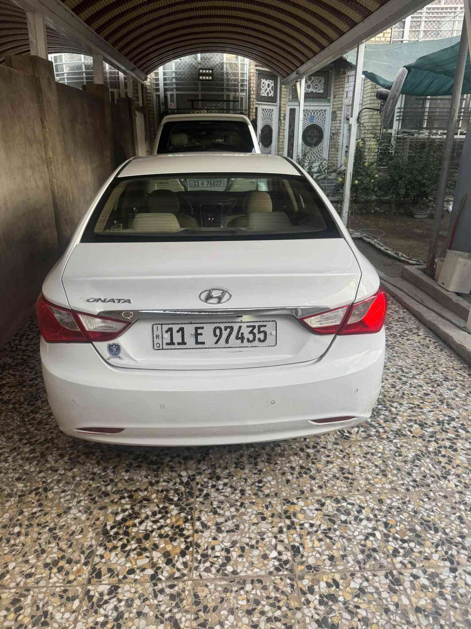 السلام عليكم اللبيع سوناتا خليجيه موديل 
14 رقم بغداد دولي 
مكينه 2400
السياره جاهزه من كلشي مري شفط فول تحكات حساسات قطعتين تبريد كشن كهرباء
مكينه تبربد ثلج حداديه تخم تاير 
كله جديد 
السياره مكفوله ماعده هاي الموضح بلصور كارتات بيهه 
وشرط السونار 
مكاني كرابلاء الاستفسار اكثر اتصل على***********
