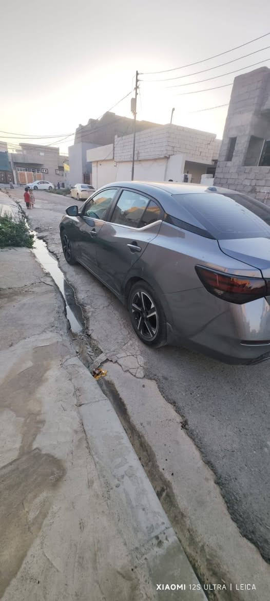 نيسان سنترا موديل 2024 20هزارا ريفه جوي  رقم سنوي جديد سعر 145 ومجال رقم تلفون *********** دهوك, العراق
