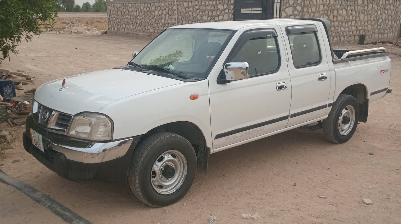 نيسان ١٠ للبيع نظيفه جدا رقم مثنى دولي *********** محافظة بابل
