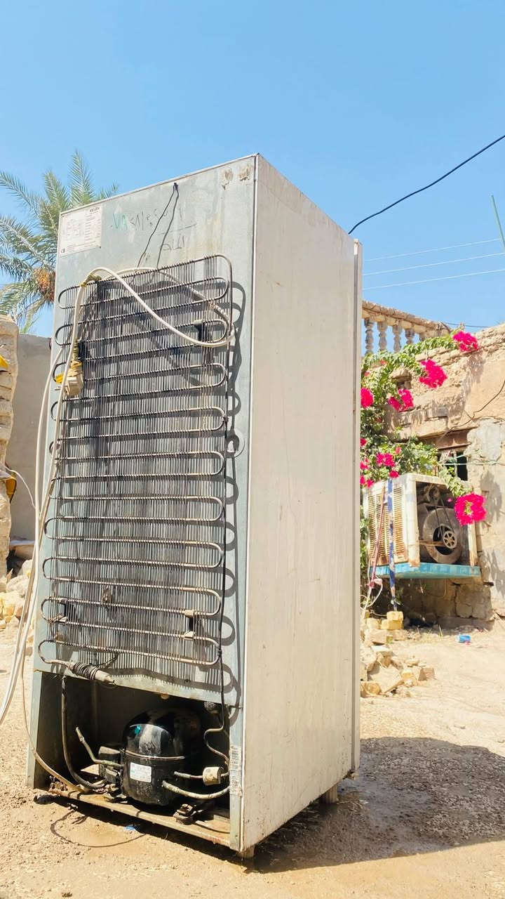 ثلاجة ب45 الف. شغاله على الفحص
نجف. توصيل متوفر 
***********

