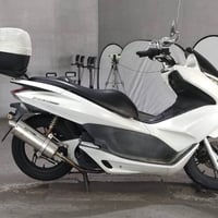 PCX150 • ابيض صدفي • ٢٠٤٤٠كم