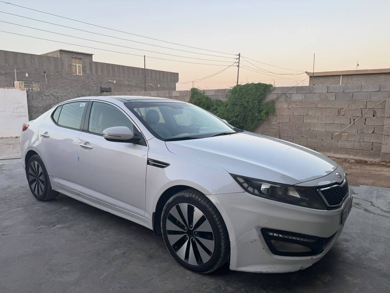 اوبتمه خليجي فول موصفات بنرامه بصمه لون صدفي سياره جاهزه شغل وتمشي بيها قطعتين وصونار موجود ويا صور ماشيه 168 السعر. 120  وبيها مجال محرك كير شرط ولك  فحص مكان حديثه ***********
