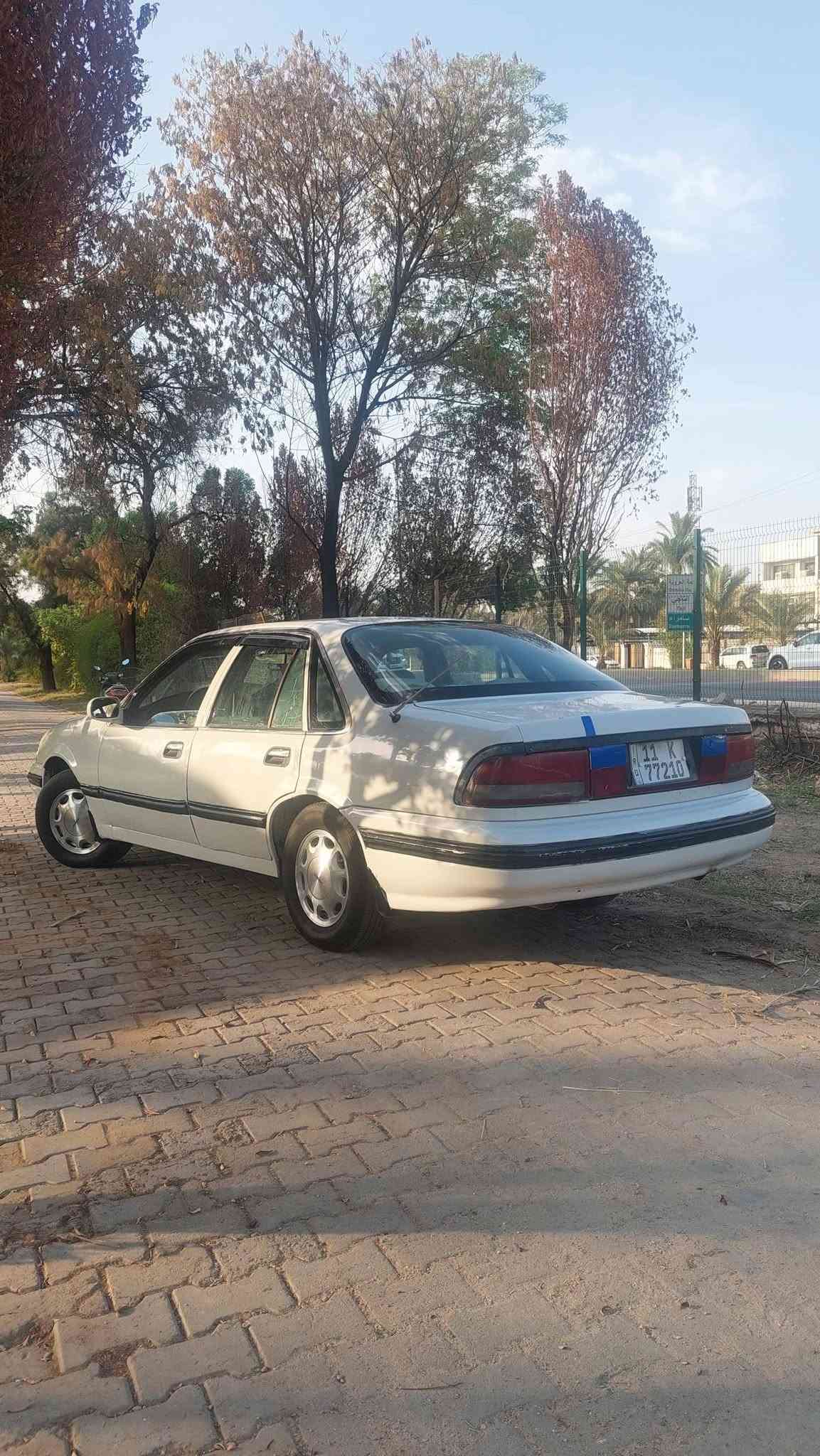 عشاق البرنس النظيف وفلوسك على كدك مال جناي✌️ يتابع التفاصيل ويدلل
السلام عليكم (( للبيع )) 

دايو برنس 1995 لون ابيض رقم بغداد دولي باسمي هزه وسنوية جديده 30 شرط التحويل 

السيارة ولله الحمد جاهزة 
مكينه مفتوح لاتنقيص لاتبخير وناعمه جدا تراي ومعدل  وكير خير من الله دواخلها والبطاين نظيفات 

صدر امامي خلفي نظيف جدا تخم تاير نظيف 

 الكهربائيات شغاله لايتات زينون نهار / جامات تصعد وتنزل كهربائيه التبريد عاطل 

السياره حلوه ونصبتها مرتبه صبغ عام للجماليه  بدون ضربه قوية 

* العنوان :- بغداد / قرب مرور الكاظميه 
* للاتصال :- ***********
* السعر :- ٣٥ ورقة وبيها مجال للطيبين

بعد الفحص والقناعه التامه احول السياره مباشرة للامانه سياره كلش متعوب عليها وترايها حلو وبالعافيه على صاحب النصيب ❤️
