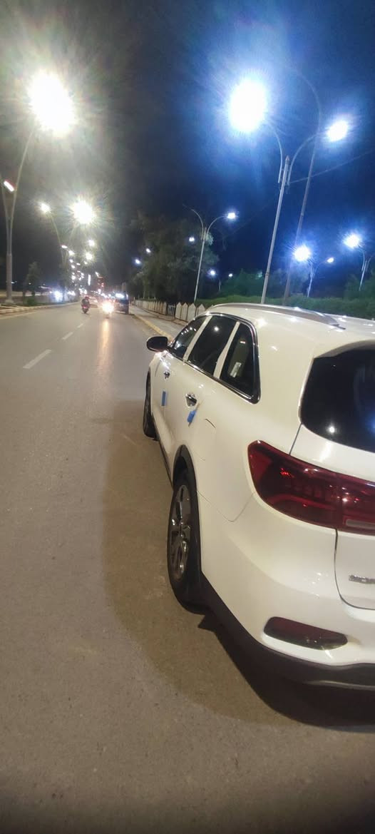 السلام عليكم
كيا سورنتو2020 خليجي رقم بغداد انكليزي 
 7 راكب ثلاث قطع تبريد ماشيه 90 
  مكينه 6 سلندر 3500 
كشنات جلد تحكم كهرباء
  بصمه تشغيل وبصمه ابواب جهتين 
 حساسات خلفيه. اماميه لد امامي ٠
جنطه كهربائي. تحكم ستيرن 
مري شفط  يدات نيكل ويل كروم نيكل وبعد هواي مواصفات       السيارة بأسمي تحويل ثاني يوم 
العنوان. الناصرية   
***********
