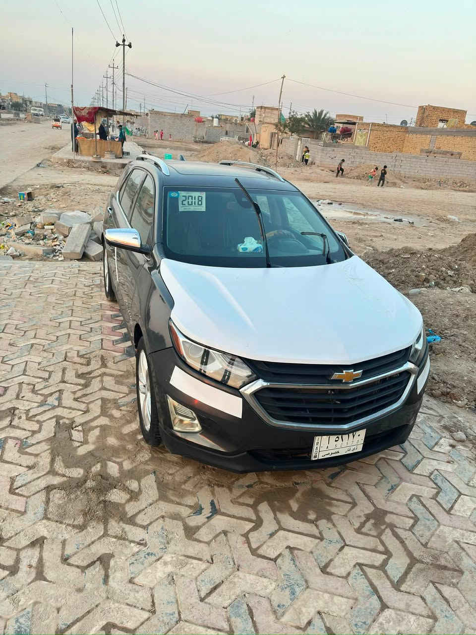 130وبيها مجال بيع او مراوس
اكوينوكس 2018 ذي قار حره ماشيه 90kmالف 
 مكينه 1.5تيربو تبديل (بنيد فقط)
 برميرر الفولل بنورامات اربع كامرات رادارات ويل 19 جلد كراسي كهرباء تدفئه تبريد ذاكرة خزن كرسي السائق وهواي
 مواصفات بعد البرمير تختلف
‎ذي قار /الشطره
***********
