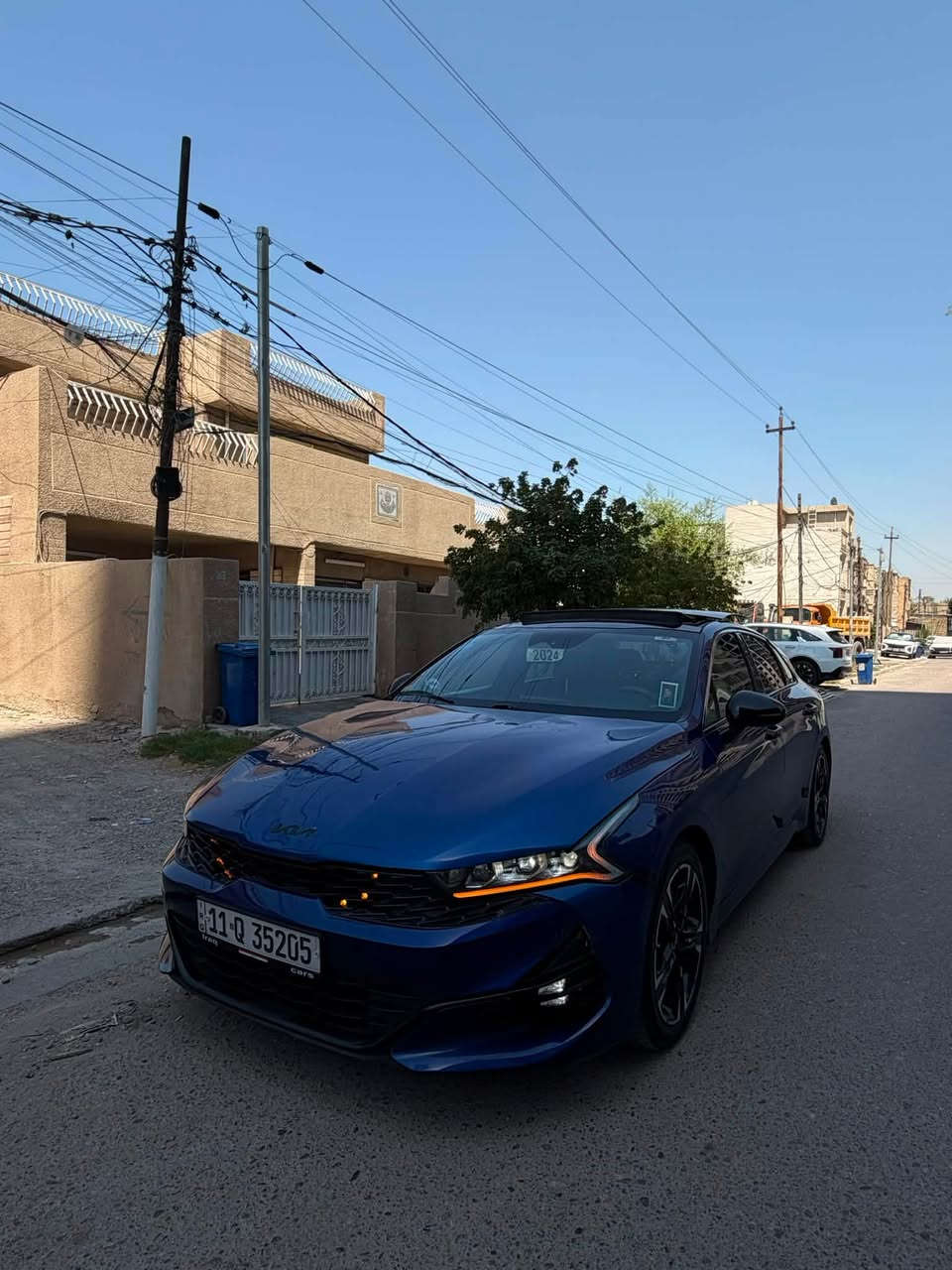 السلام عليكم
كيا K5  موديل 2024
ماشيه ٦٤  km 

 جي تي لاين.  فول مواصفات 

محرك 1600 تيربو 🚀

المواصفات : 

بانوراما

بصمة تشغيل

كشنات تدفئة

ستيرن تدفئة

شحن هاتف لاسلكي

قيادة ذاتية على الخطوط السريعة

هاند بريك بصمة

تشغيل عن بعد

مثبت سرعة

نظام ABS

مانع انزلاق

حساس ضغط الاطارات

بك لايت LED

شاشة تدعم كار بلي 

رادارات

مراقبة النقطة العمياء

تحديد المسار

مقعد السائق كهرباء

لايتات ثلاث عدسات

نظام قيادة ايكو + سبورت + سمارت + نورمال

بلوتوث + AUX + USB

تحكم ستيرن كامل

كير اوتو + عادي

اوتو بريك

خرائط

ستيرن حرف D

زينون LED

صندوق ذكي

اضافه لد محيطي متغير الوان مع رجل مع يدات 

اضافه تضليل جامه خلفي بدون محاسبه ٥٠/١٠٠

اضافه عازل حراري لجام 

ااضافه لدات فدراليه بل بجمه تريد اصفر تريد احمر وزرك عن طريق الريمونت 

رقم الشاصي موجود بالمنشور 

الحادث :  حادث امريكا بنيد وجاملغ صبغ سياره ليبل واحد وبيها سحب بلغد مواصل قاعدا دبل ولا يم صدر صدر كله كفاله 

وبالعراق صار عل كد اصبع بيدي ار بحافه الجنطه 
 

السعر. ١٦٥ ورقه 💯💯

للاتصال : ***********  ابو لارين 
مكان السياره : بغداد / شعله او المنصور
