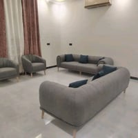 تخم • ٨ مقاعد • جديد