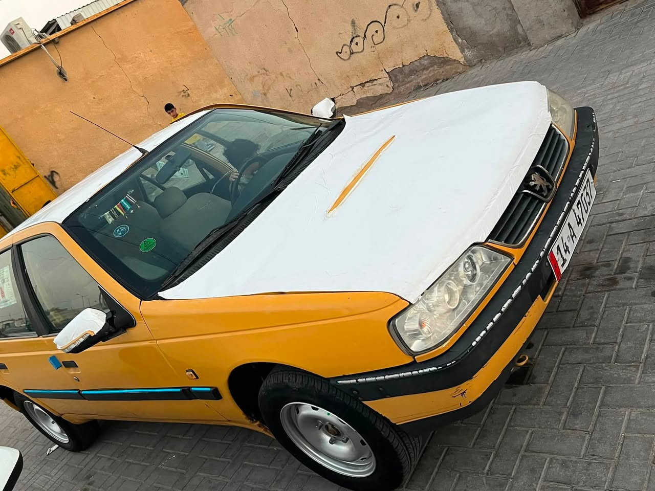سلام عليكم 405 مديل 12سياره جديده حيل كفاله من تبديل. ولضربه وكلشي نكليزي سنويه 30 تحويل ثاني يوم مصفر كلشي كير محرك تبريد حداديه جاهزه من كلشي تفاصيل اكثر انتصال السعر 25 مستعجل عله البيع العنوان البصره المعقل قرب محطه شط الترك ***********
