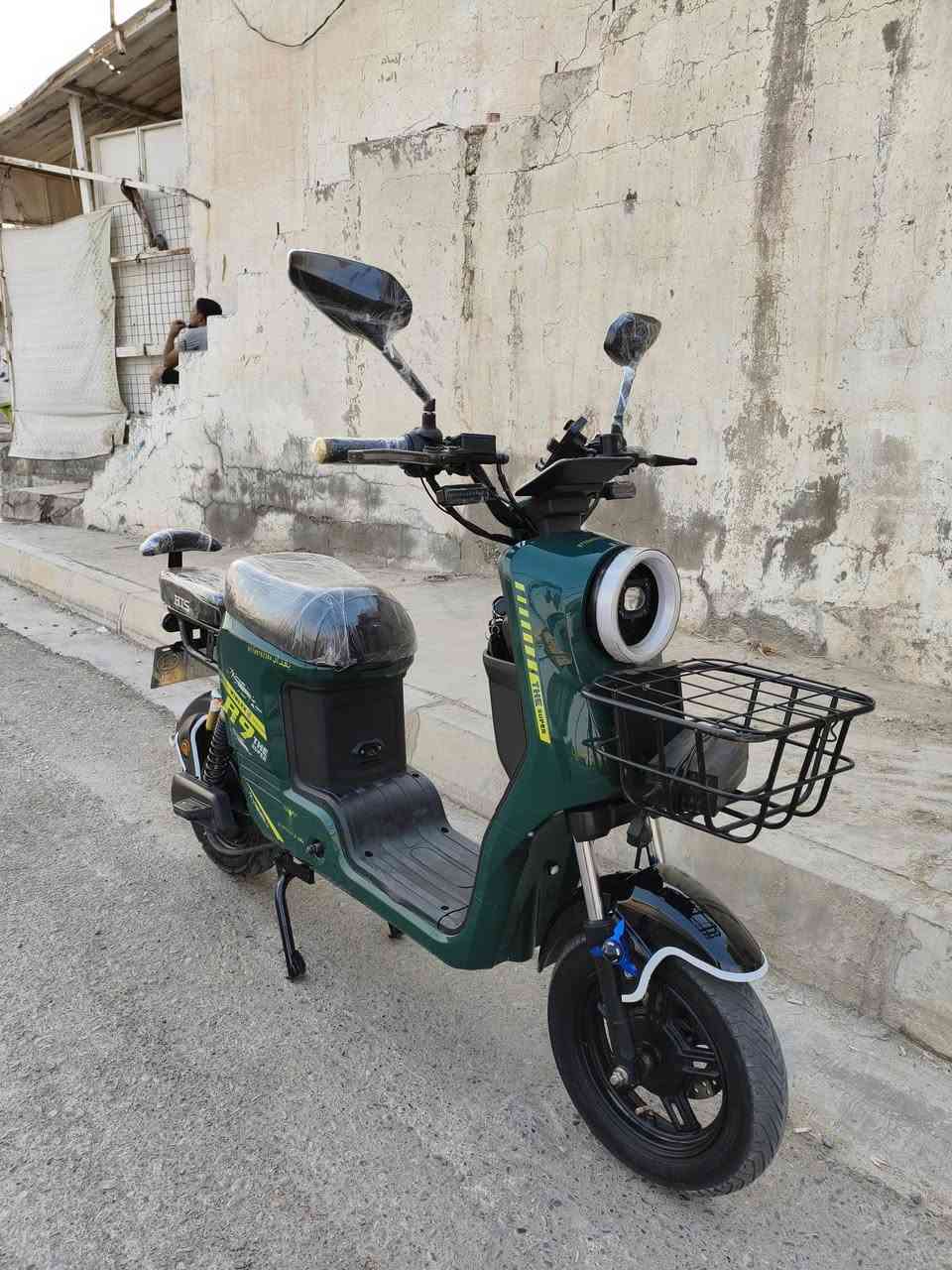 ماطور شحن 2025
R9
5بطاريات شرط فول 
تشغيل عن بعد 
بريكات هيدروليك امامي خلفي 
تايرات نضيف 
كهربائيات كله شغال 
4نمر 
دبل اشاره 
لايتات لد 
سعر 425بي مجال 
عنوان ديالى جلولاء 
***********
